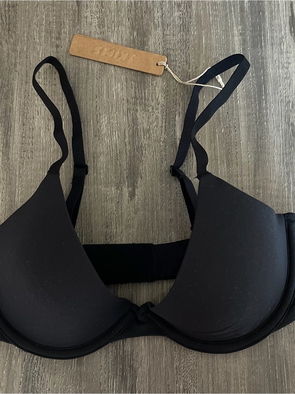 New Skims bra 32C